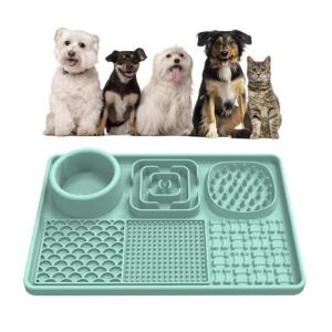 China All in One Dog Lick Mats Rectangle Dog Slow Feeder Mat Eco Friendly With Suction Cups wholesale