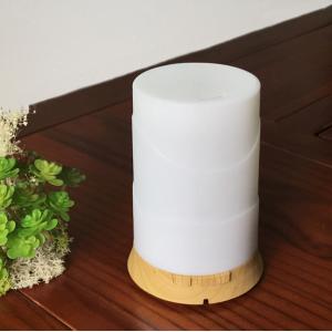 China PP + Wood Material Scent Air Machine For Home With White 7 Colors Light supplier