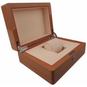 China Estuche cuadrado vintage para exhibición de relojes con forro de terciopelo y acabado mate a prueba de caídas wholesale