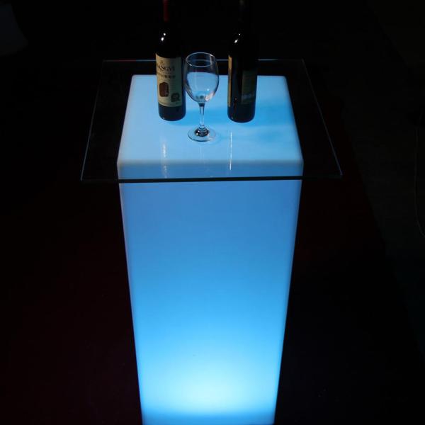 充電可能なリチウム電池付きの現代的なRGBLED輝き家具テーブル