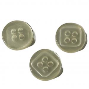 13mm 4 boutons de chemise en plastique de trous emploient sur l'habillement de la chemise des hommes