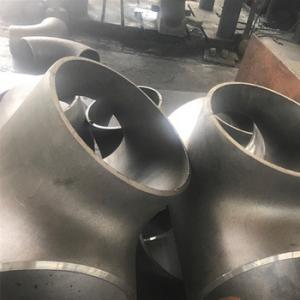 China Seamless Pipe Fittings Hydraulic Press Sch 40 Sch 80 Semi Seamless Buttweld Carbon Steel tee supplier
