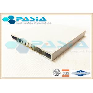 China Borde hueco rectangular arquitectónico de la sección de los paneles de techo del panal sellado wholesale