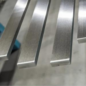 China AISI SUS Stainless Steel Flat Bar Hot Rolled Polished Ss 321 316 304 Rod Split 500mm supplier