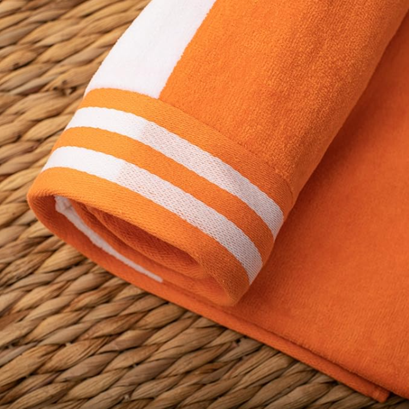 China Premium Combed Cotton Beach Towel with Yarn-dyed Technic and Lightweight Design for Ultimate Comfort wholesale