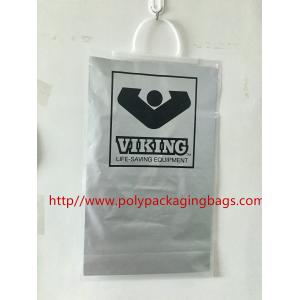 China Silver Hand - Wound Plastic Bags For Clothes Open From Handle With Snap Button supplier