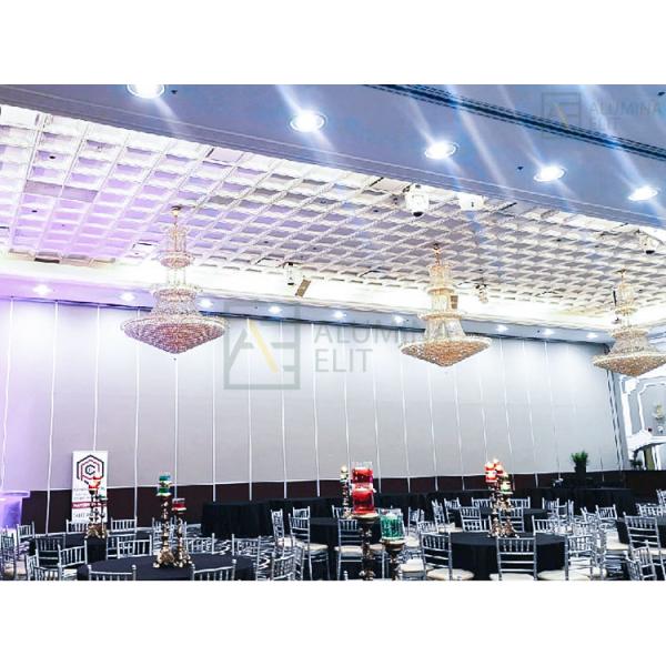 China Customizable Acoustic Partition Wall with 6061-T6 Aluminum Alloy Frame and 56db Sound Insulation wholesale