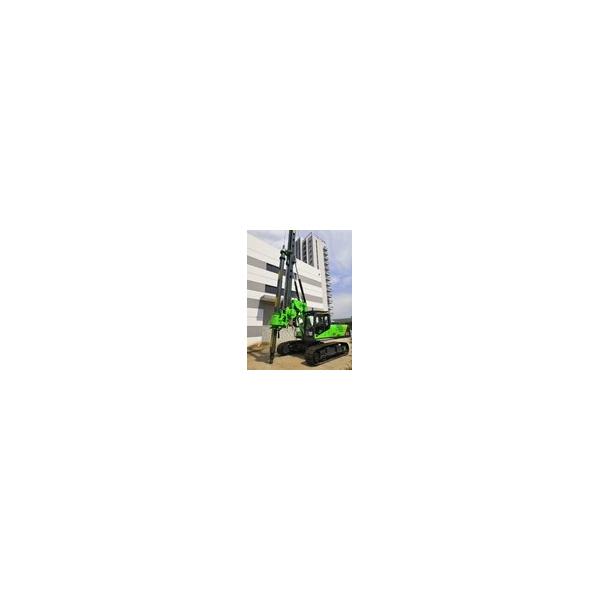 KR110C Rotary Drilling Rig With First-Class Chassis EU Emission Standard