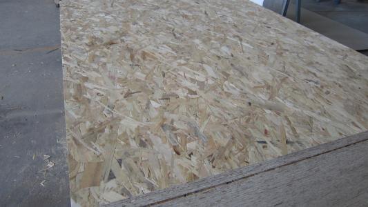 Moisture Proof Oriented Strand Board OSB With Sanding Finished Surface 1220*2440