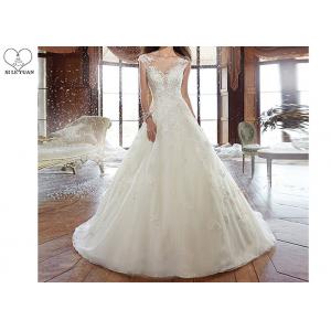 Sleeveless Long Tail Bridal Gown , Ivory Lace Wedding Dress Back Bandage Style