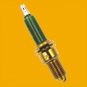 China D8tc GS125 Motorcycle Plug for Suzuki Motorcycle Spark Plug supplier