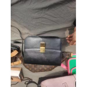 One Kilogram Second Hand Luxury Handbags Verified Authenticity