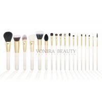 China Pearl White Professional Makeup Artist Brushes Nature Wood Handle on sale