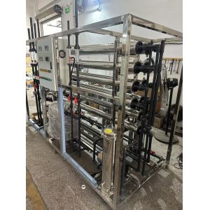 China Sistema de tratamiento de agua EDI para la producción de agua ultrapura con bombas Grundfos/CNP supplier