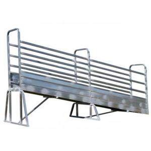 Metal Cattle Loading Ramp Double Swing Access Gates Heavy Duty Ladder