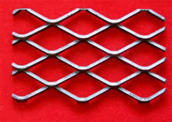 Perforated Flattened Expanded Metal Wire Mesh High Durable For Screening