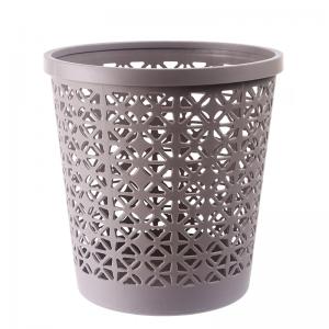 Hollow Out Small Plastic Wastebasket With Lids Pressure Rings