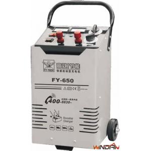 China Easy Operation Truck Battery Charger , Fast Car Battery Charger for 12V - 24V Batteries supplier