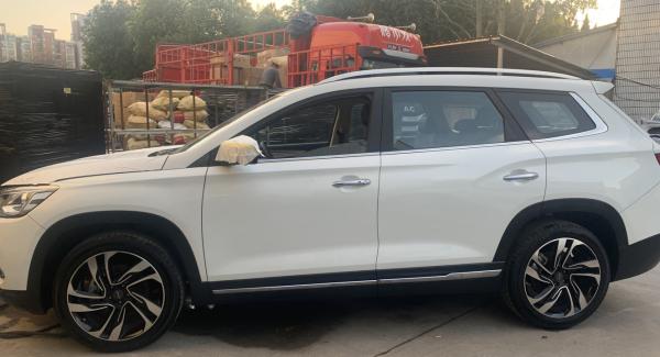 Used Second Hand More Than 95% New Medium SUV Jetour X90 White Color 2020 Type
