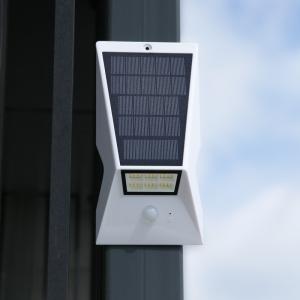 3.5W Home Gardens Sensor Solar Powered Pir LED Wall Light For Compound Wall