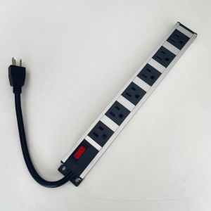 China Sturdy and 6 Outlet Power Strip for Network Laboratory and Environments with ETL Certification and Surge Protection wholesale