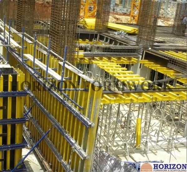 Vertical Wall Formwork Systems Composed With H20 Beams , Steel Walings , Plywood