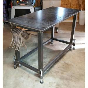 China Customized Mobile Welding Table Workstation for Manufacturing and Other Welding Parts supplier