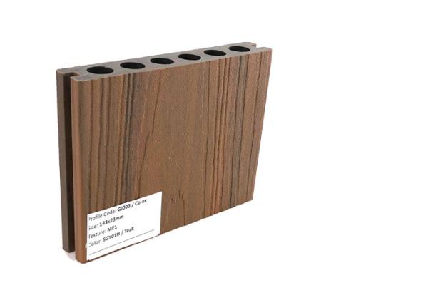 22mm Hollow WPC Decking ASTM Hollow Composite Decking Wood Grain