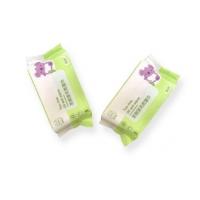 China Non Woven Fabric Wet Wipes Aloe Vera Extract Moisture For Baby Adult Cleaning on sale