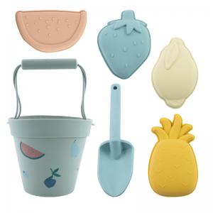 China Outdoor Eco Friendly Summer Kids Sand Set Silicone Beach Bucket Toy Factory Show supplier