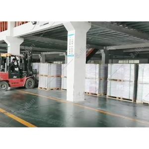 China 原材料 木材質感 プラスチック床 SPC LVT ビニール板板タイル IXPE底層 wholesale