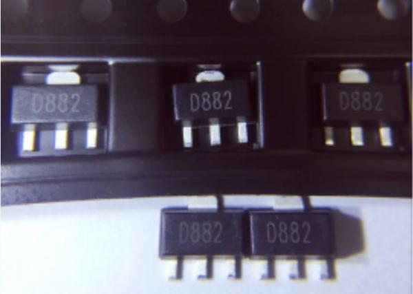 Transferencia de alta velocidad de la disipación de poder del colector del transistor de poder del silicio D882 0.5W