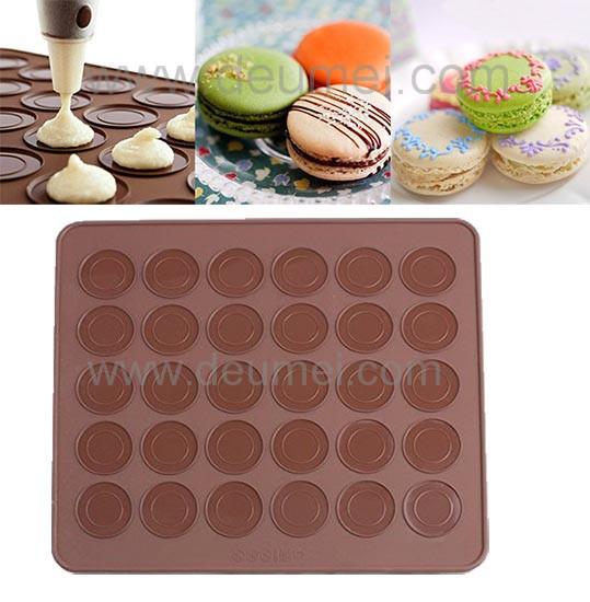 30-Capacity Round Shaped Non Stick Heat Resistant Reusable Macarons Silicone
