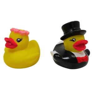 China Decorations Yellow Floating Duck Toy / Floating Rubber Ducks Phthalate Free supplier