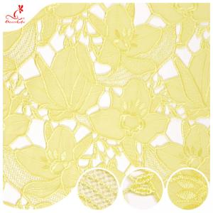 China 135cm Width Water Soluble Lace Fabric 100% Polyester Floral Fabric Flower Embroidery supplier