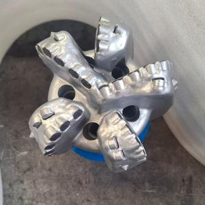 China Perforaciones PDC con certificación API 17.5 para formaciones blandas a medianas wholesale