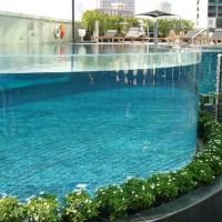 China Custom Size Aquarium 93% Transmission Acrylic Sheets For Swimming Pool on sale