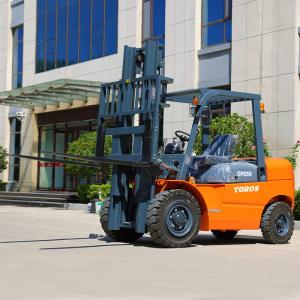 China Hydraulic Transmission Small Diesel Forklift Truck Easy To Maneuver supplier
