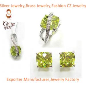 China Fantastic Sterling Silver jewelry set with cushion Peridot CZ party jewelry set wholesaler supplier