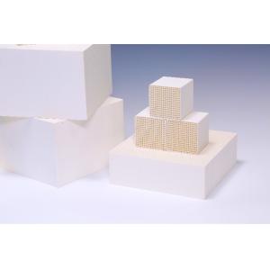 China Substrat en céramique de peigne de miel de COV SiO2, cordiérite cellulaire en céramique supplier