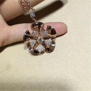 Real low price and high quality jewels B Diamonds Flower Necklace 18k gold Diamonds Diamond material SI H necklace