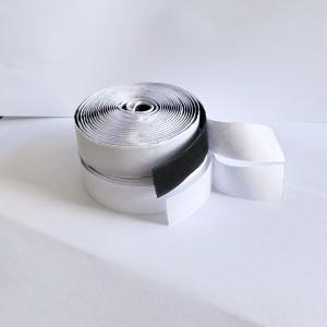 China 衛生的な自己粘着フックテープ 難燃性 安全性 カーテン ソファ固定用 wholesale