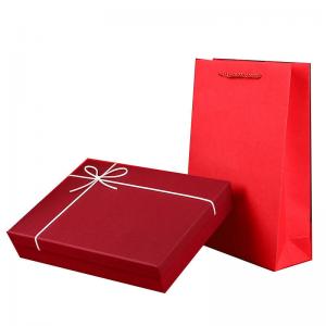 China Custom Order Accepted Luxury Lid and Base Box for T Shirt Clothing Gift Packaging supplier
