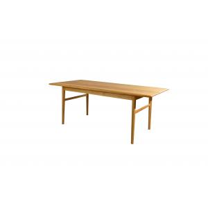 Luxury Furniture Scandinavian Solid Wood Dining Table Sturdy For Home