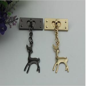 Customized design zinc alloy metal light gold super lovely giraffe hanging decorative charms