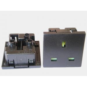 UK Standard Britain Wall Power Outlet , Electrical Power Plug Socket 250VAC 13A