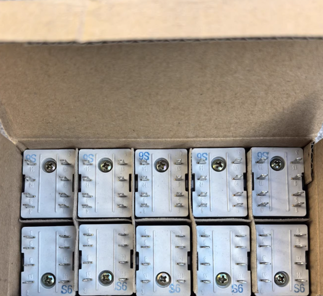 China ABB Plug-in Relay Module with 24 V DC Low Voltage Coil and Double Normally Open Contacts for Industrial Automation wholesale