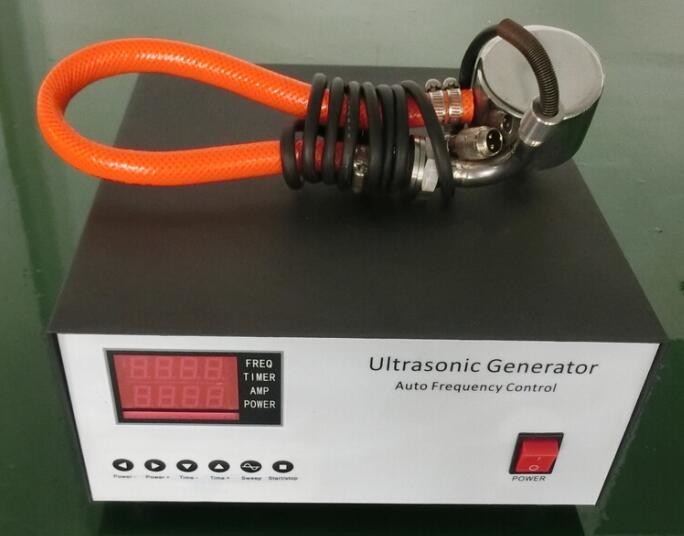 China 振動スクリーン/ふるいを運転する超音波振動のトランスデューサーおよび発電機 on sale