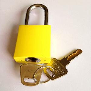 Aluminum padlock with stainless steel shackle