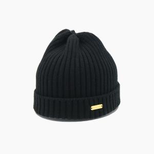 China Customized  100% Acrylic knitted beanies hats custom own logo knitted winter beanie caps with mental plate supplier